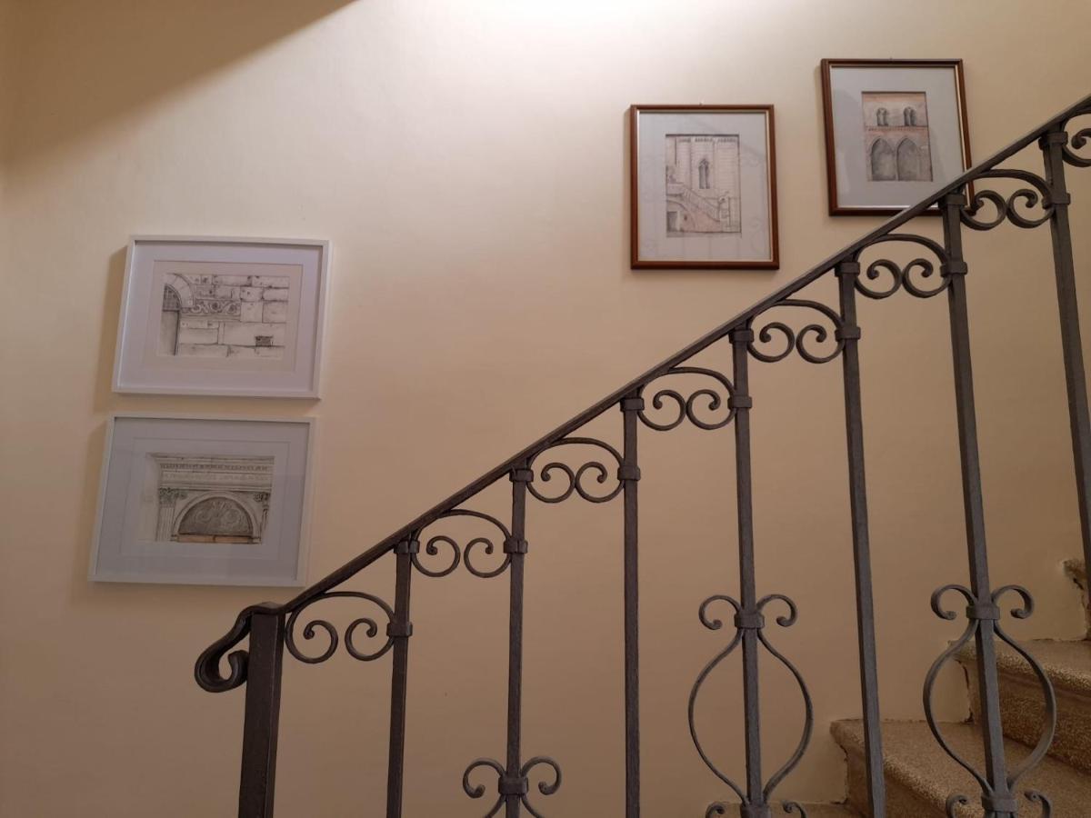 Appartement Casa Alina- Art House à Foligno Extérieur photo